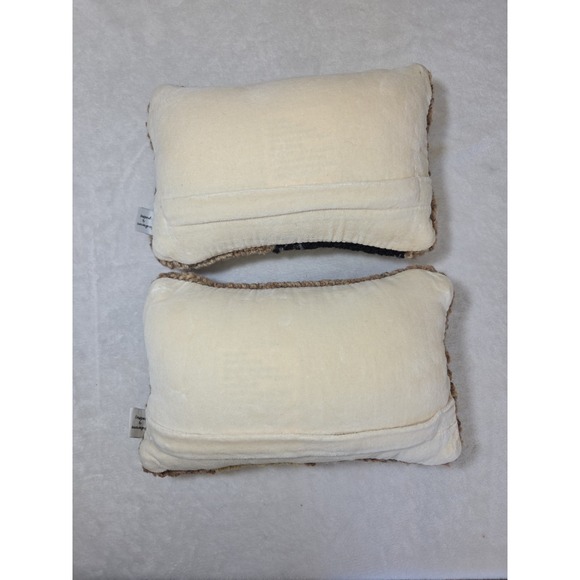 Chandler 4 Corners Begging Yellow Black Lab Wool Throw Pillows Laura Megroz 8x12 - Picture 5 of 13